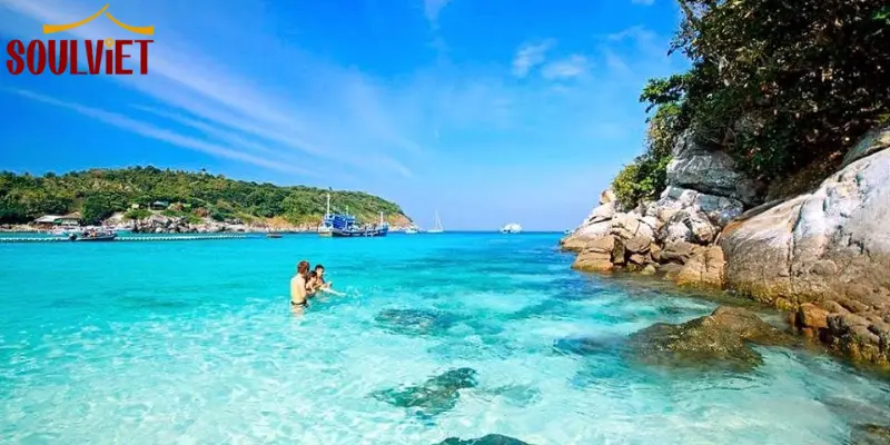 Responsible Travel Tips