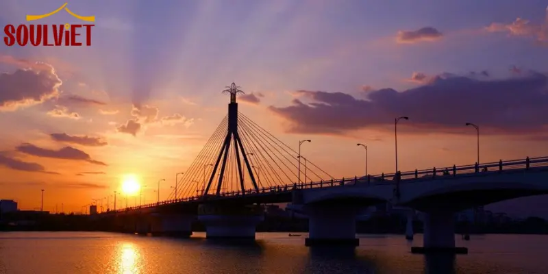 Du thuyền sông Hàn Đà Nẵng