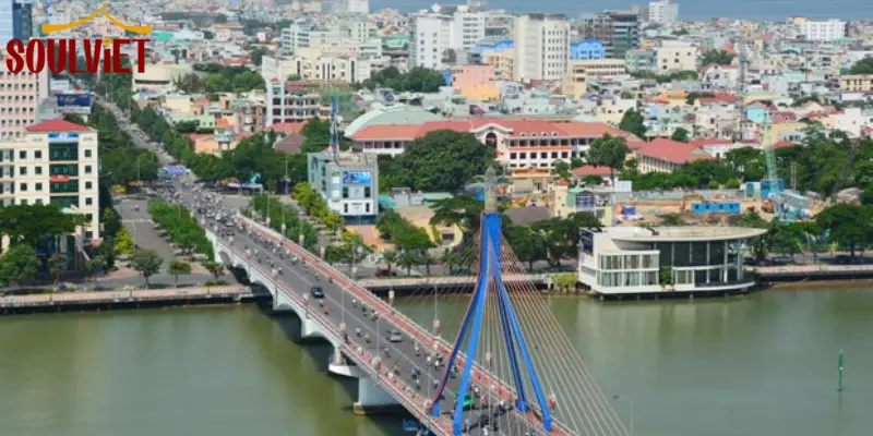 Han river cruise Danang