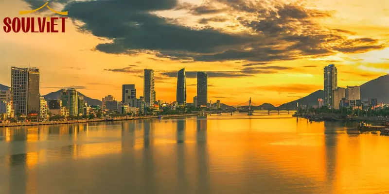 Du thuyền sông Hàn Đà Nẵng